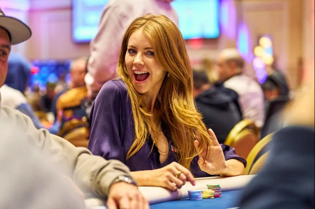 Peter Neff Day 1B of the WPT World Championship draws a total of 730 entries ...